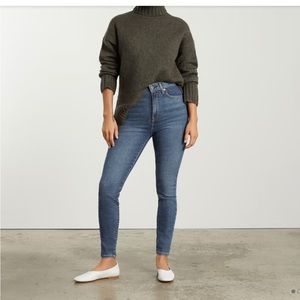 EVERLANE High Rise Curvy Skinny Crop Jean